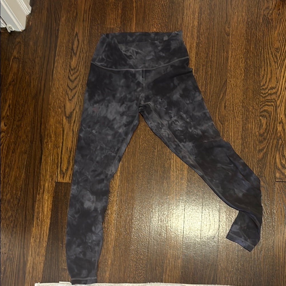 lululemon Black Tie-Dye align Leggings. size 8